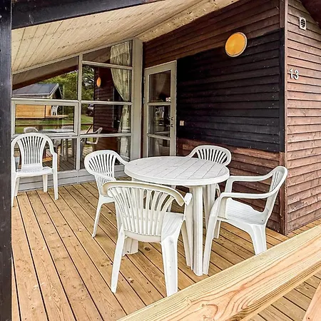 2 Bedroom Beautiful In
