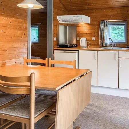 2 Bedroom Beautiful In Feriehus