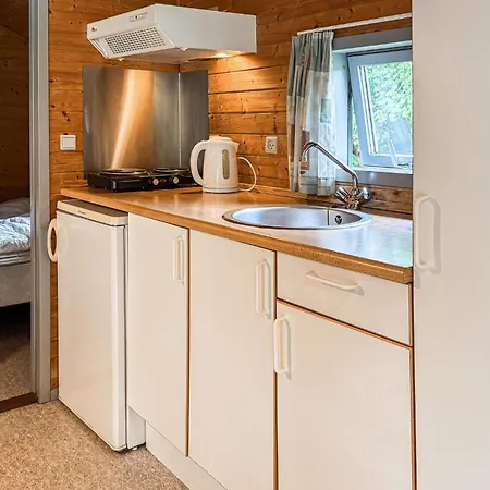 2 Bedroom Beautiful In Feriehus *